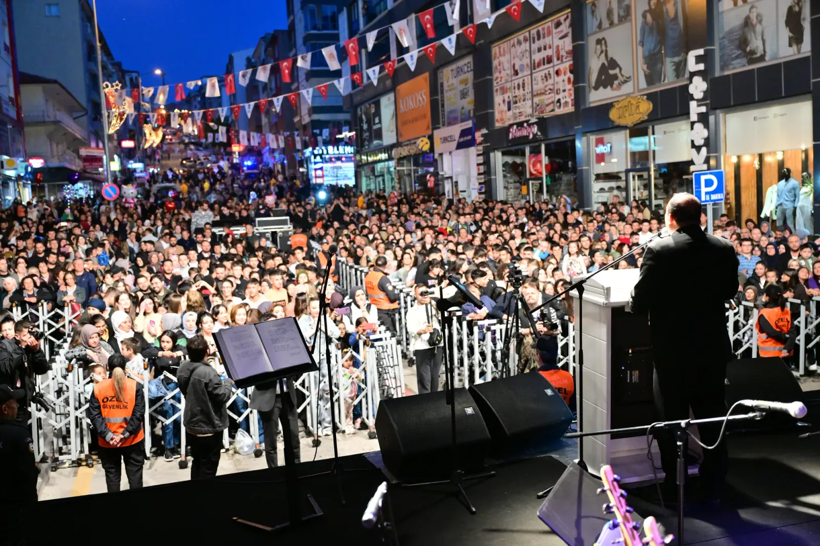 Ankara etkinlik çekimi portfolyosunda organizasyon ve katılımcı anı 4