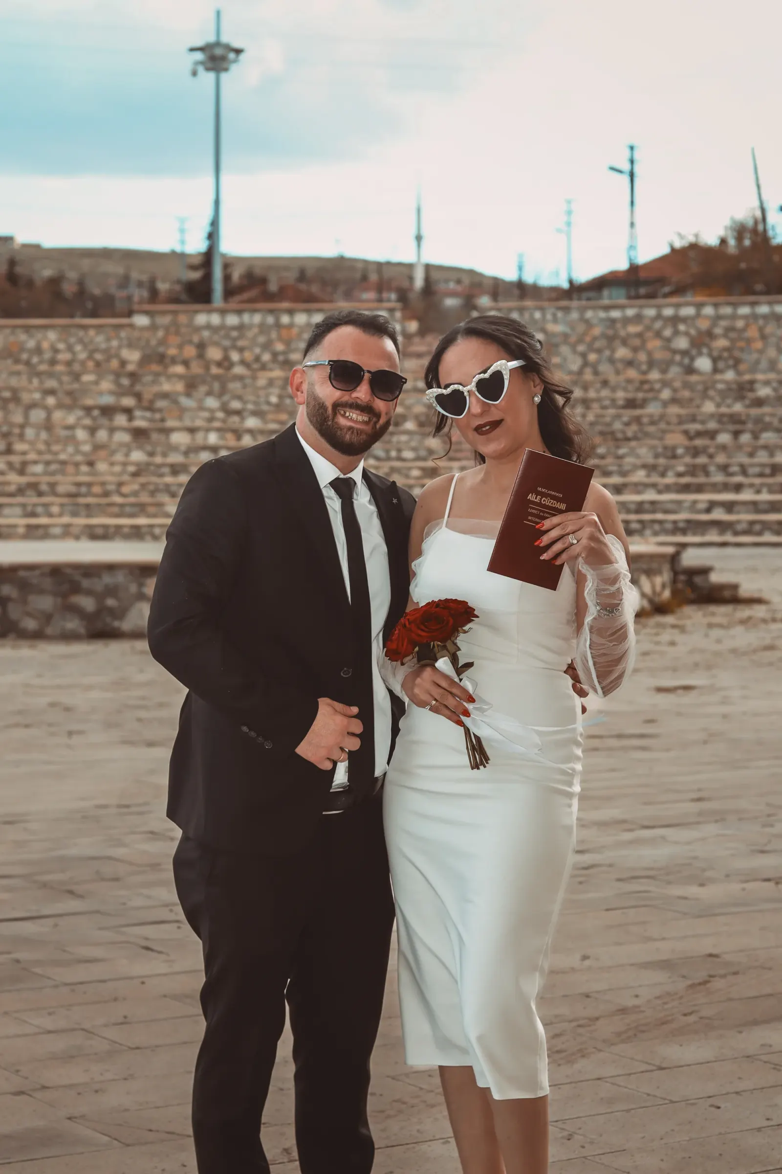 Elmadağ nikah çekimi portfolyosunda çift ve aile fotoğrafı 3